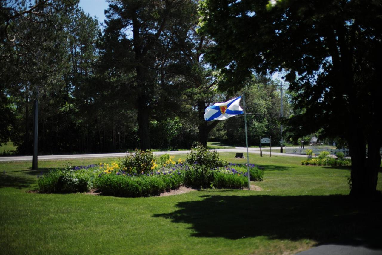 Carleton Inn & Cottages Bridgetown Eksteriør billede
